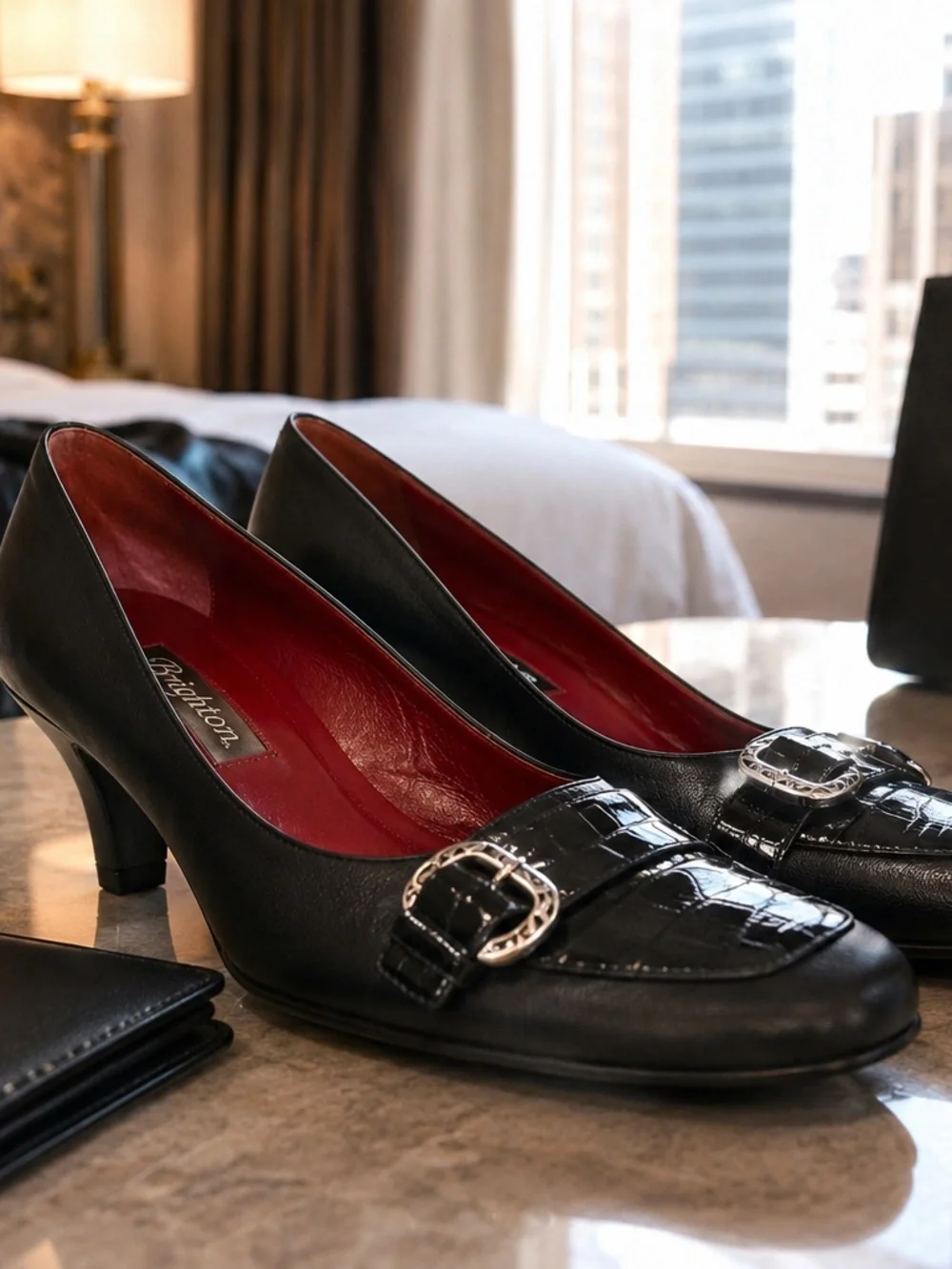 Brighton Italy Leather Heels 9.5 Black Croc Accent Comfort‎ Pumps Career Chic